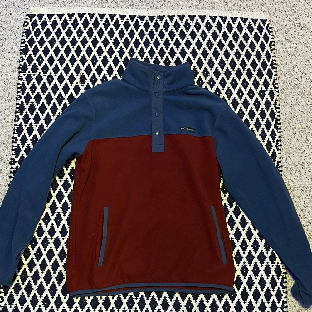 Columbia Half button Sweater